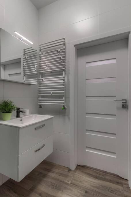Geodezyjna '70 Cozy P2 Apartament Warszawa